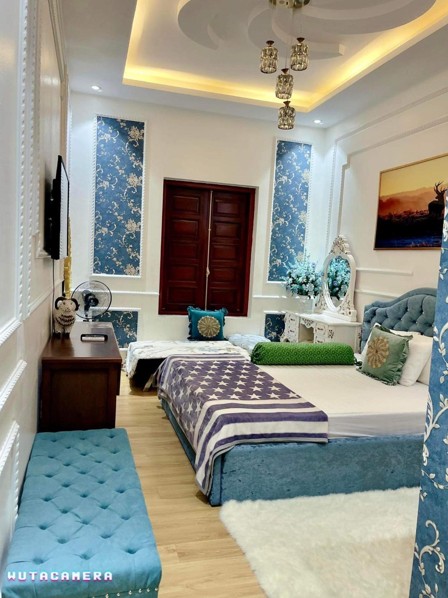 Luxury Hotel T&L Cam Pha Екстериор снимка
